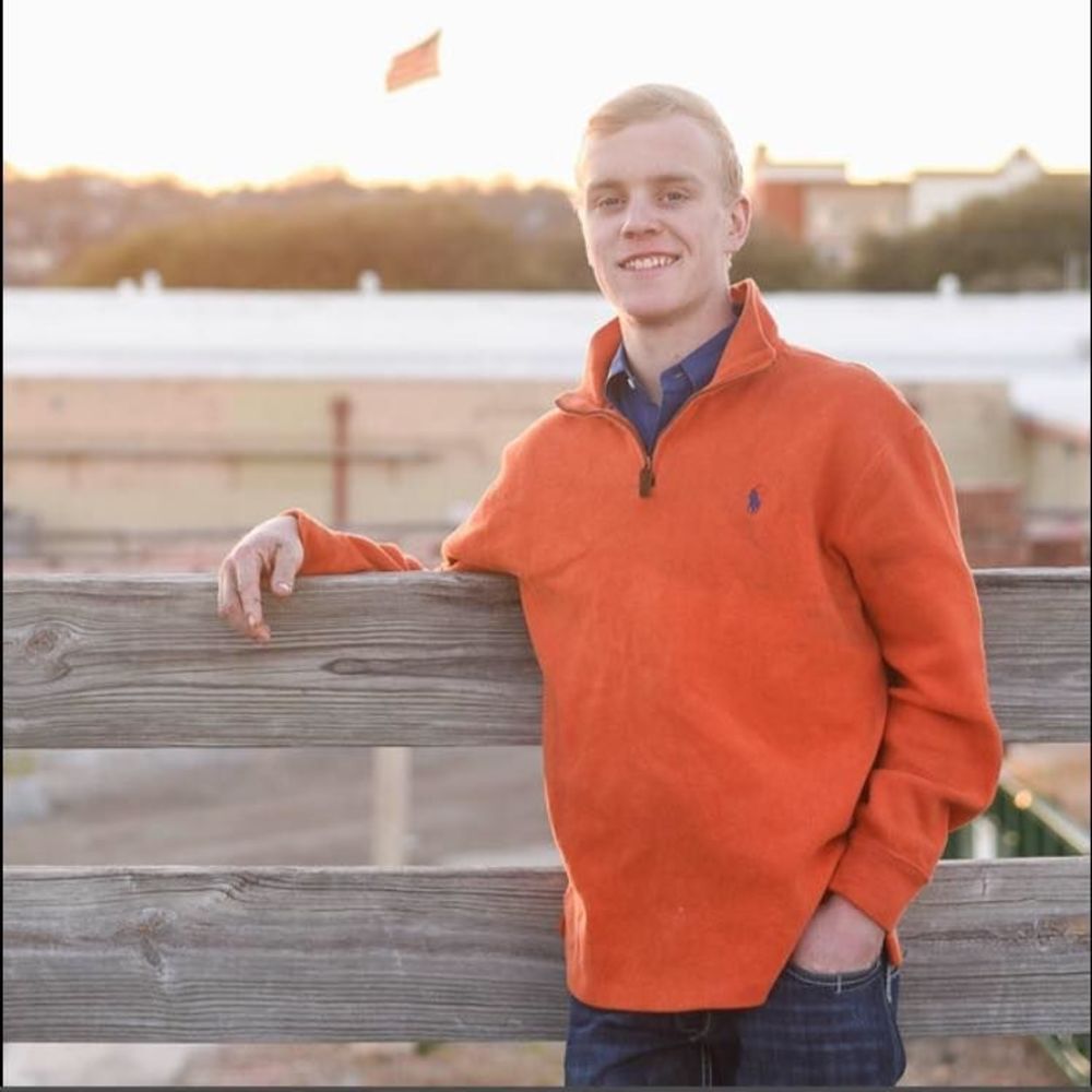 Meet your Posher, Wyatt